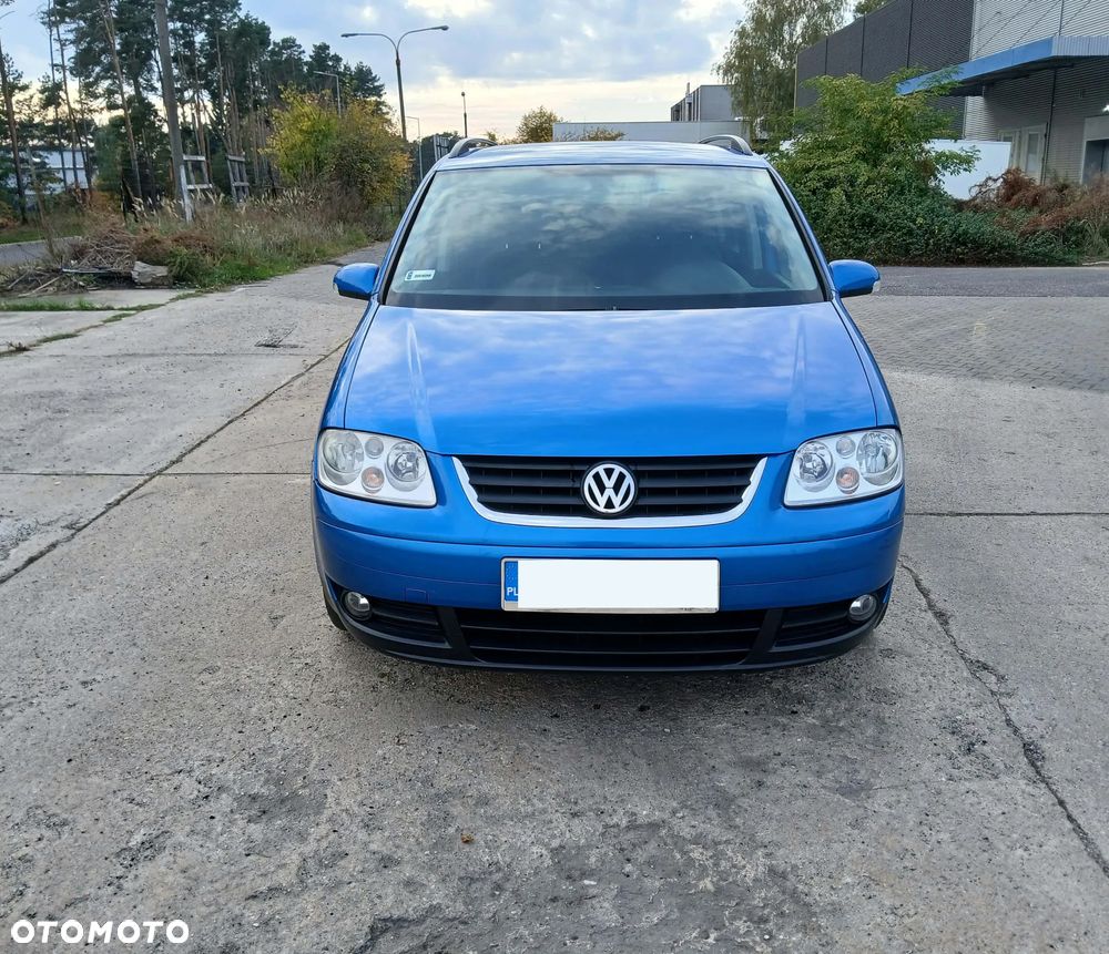Volkswagen Touran - 2