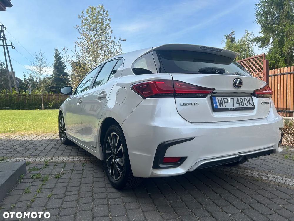 Lexus CT 200h Business - 4