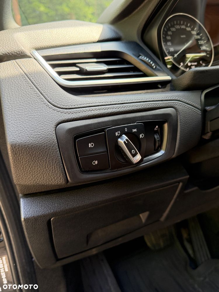 BMW Seria 2 218d Luxury Line - 16