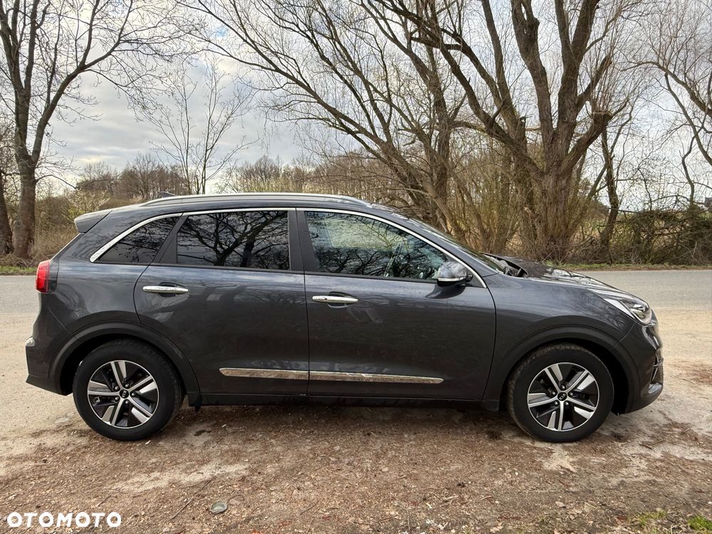 Kia Niro 1.6 GDI PHEV 2WD OPF Edition 7 - 5