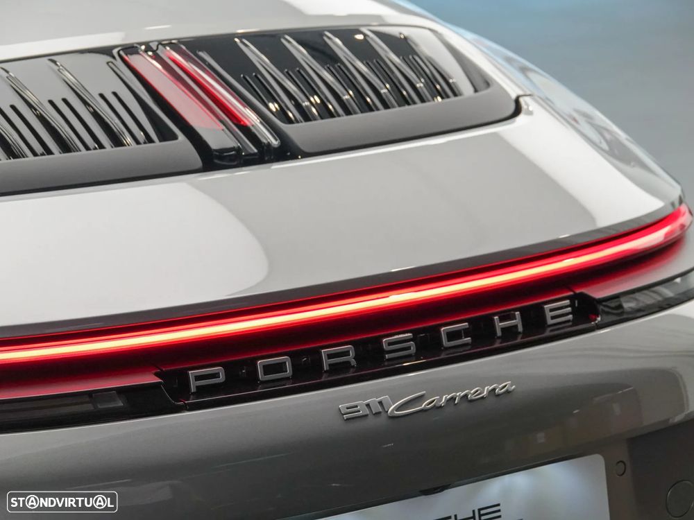 Porsche 911 Série F - 14