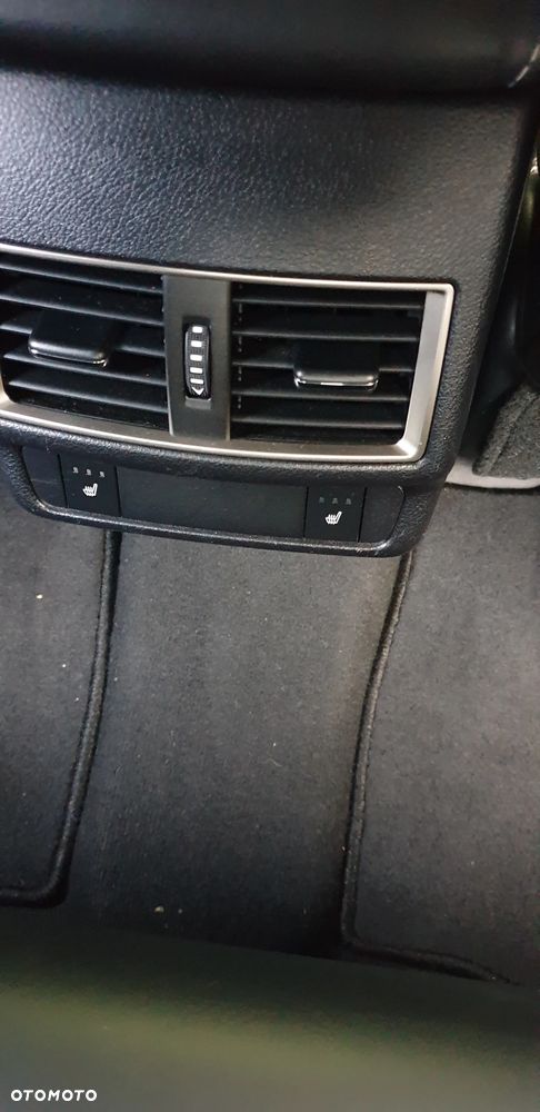 Lexus NX 300h F Sport AWD - 3