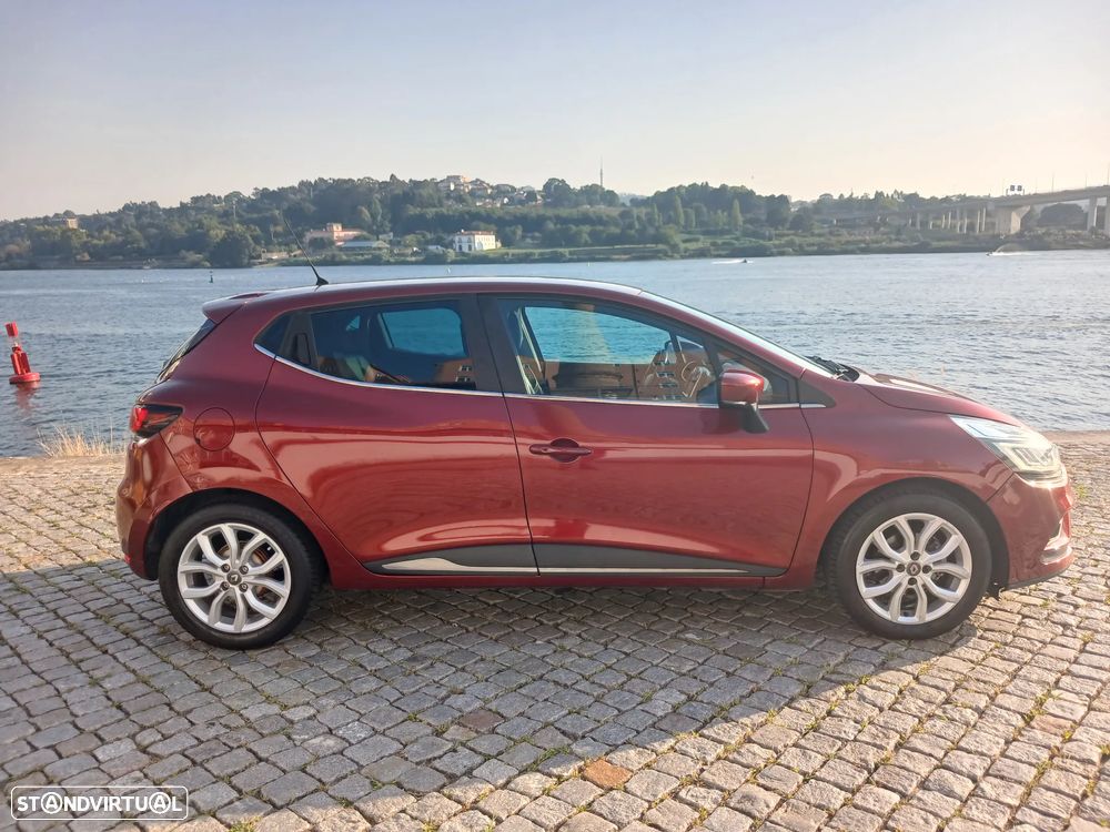 Renault Clio 1.5 dCi Dynamique S — fotografia 30