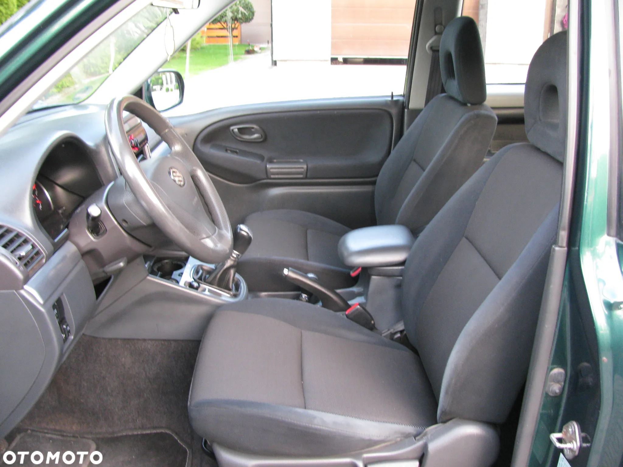 Suzuki Grand Vitara 1.6 Club - 16