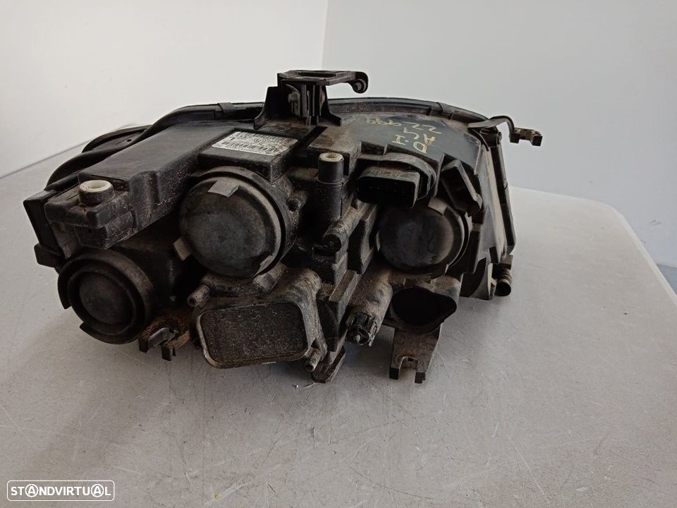 FAROL ESQUERDO AUDI A4 AVANT 2009 -8K0941003 - 3
