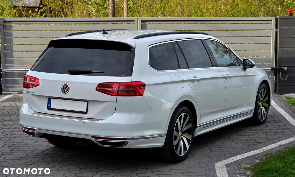 Volkswagen Passat - 18