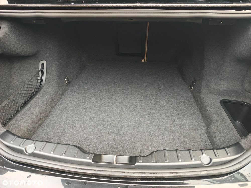 BMW Seria 5 520d xDrive - 17