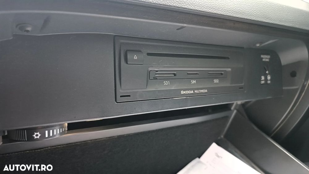 Skoda Octavia 2.0 TDI DSG 4X4 RS - 25