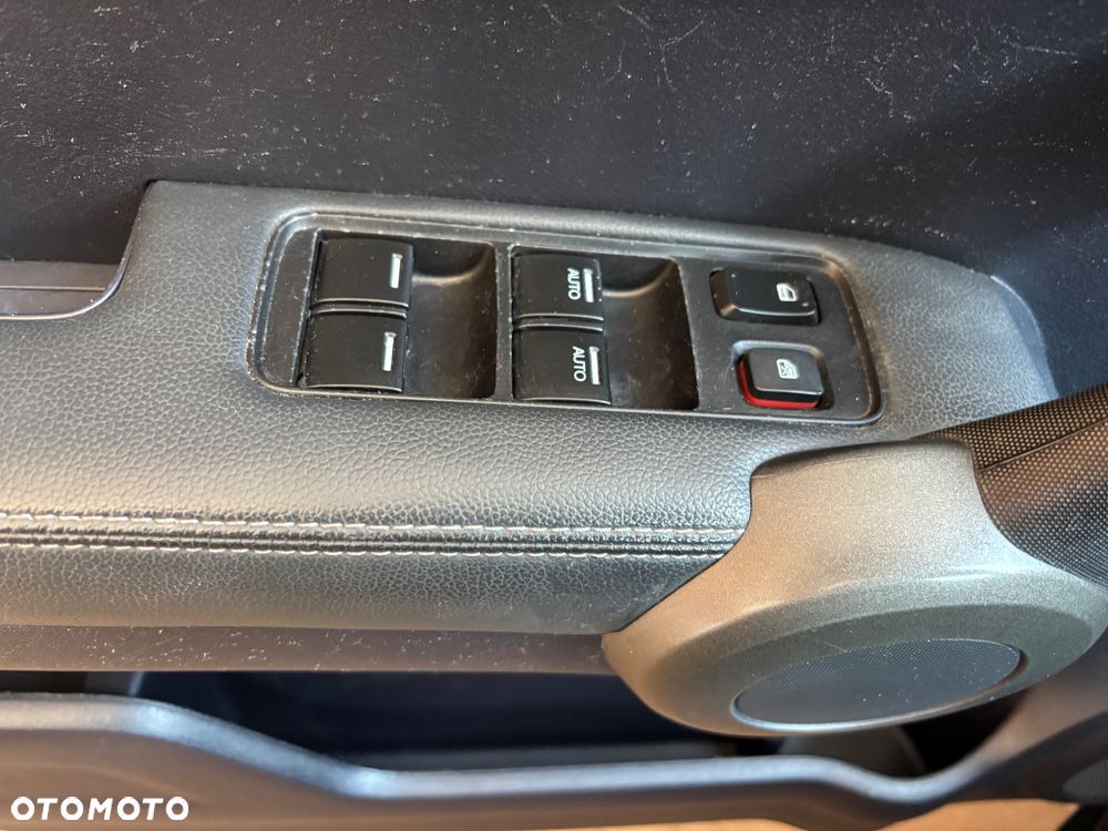 Honda CR-V 2.0 Executive - 24