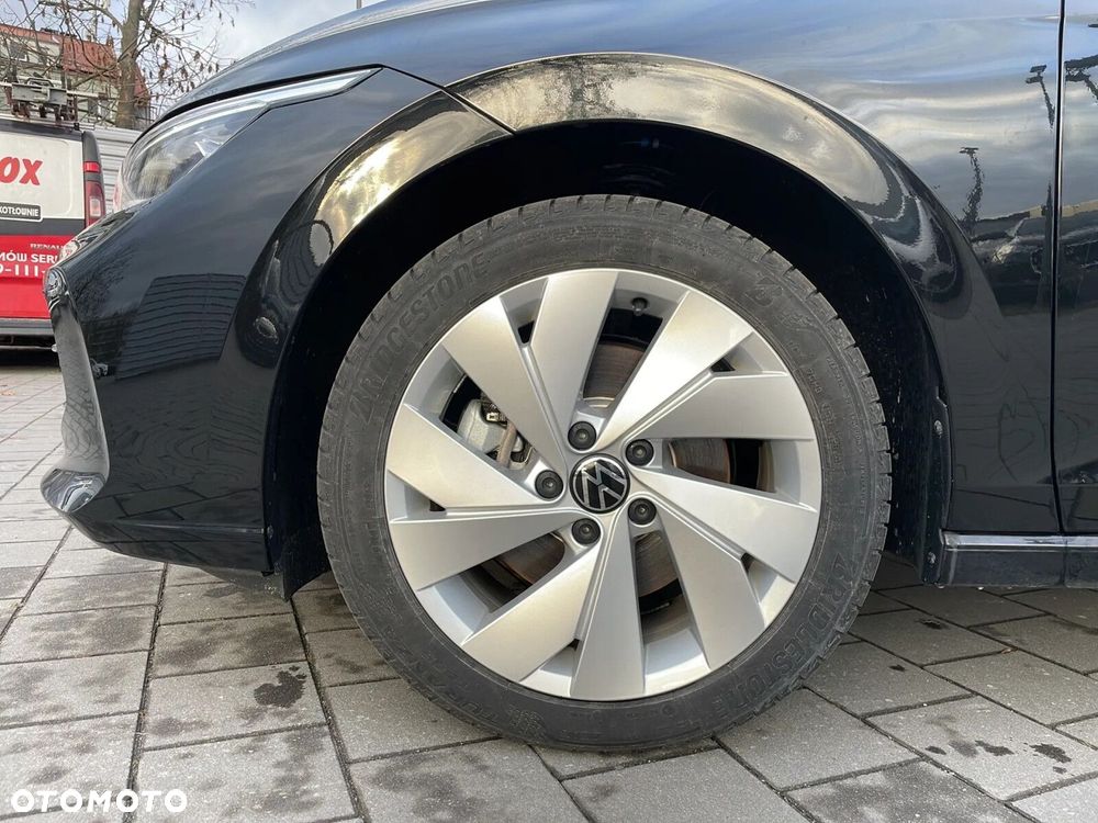 Volkswagen Golf Variant - 25