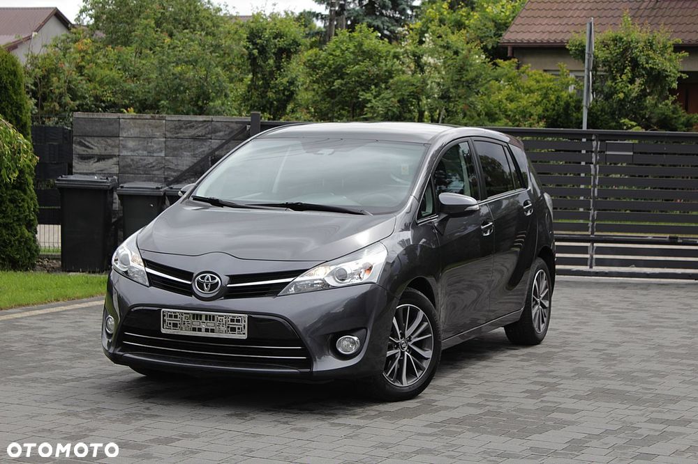 Toyota Verso 1.8 Prestige MS EU6 - 4