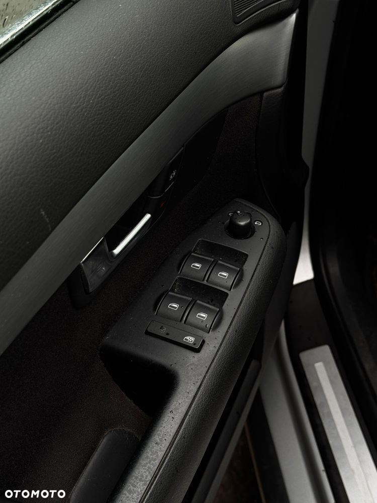 Audi A4 Avant 1.6 - 9