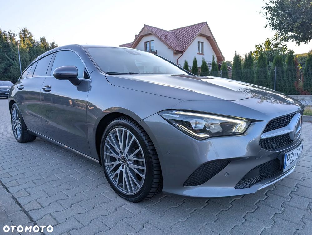 Mercedes-Benz CLA 200 d Progressive 8G-DCT - 4