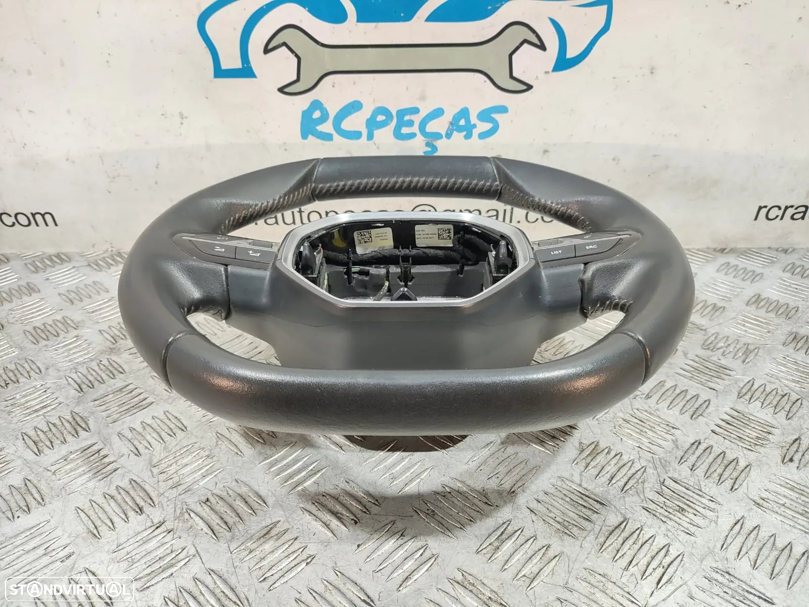 Volante Flat Bottom em Pele Peugeot 3008 II 2 Comandos multifunções - 10
