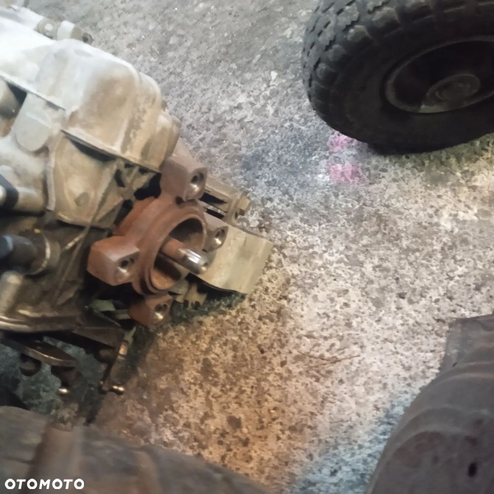 Skrzynia biegów Crafter 2.0TDI HVW9062606900 - 2