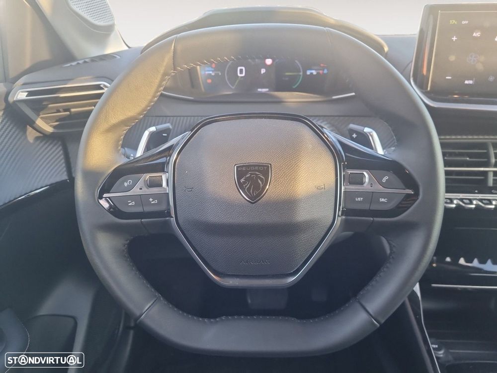 Peugeot 208 1.2 Hybrid Allure e-DCS6 - 12