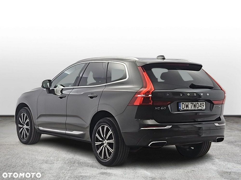 Volvo XC 60 D5 SCR AWD Inscription - 3