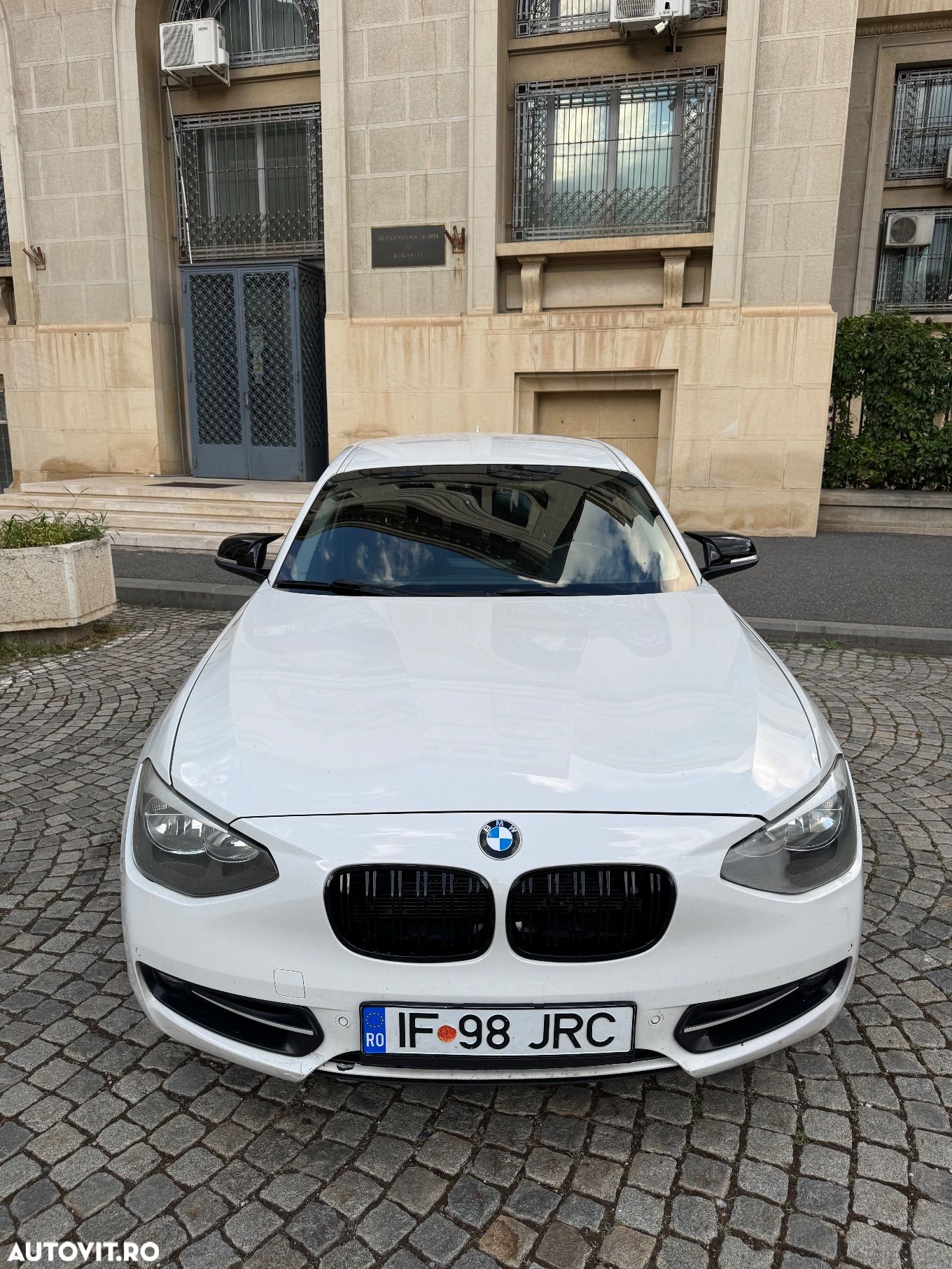 BMW Seria 1 - 1