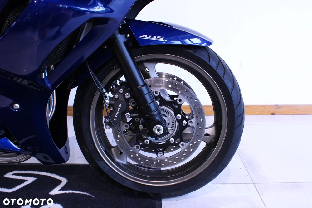 Suzuki GSX - 29