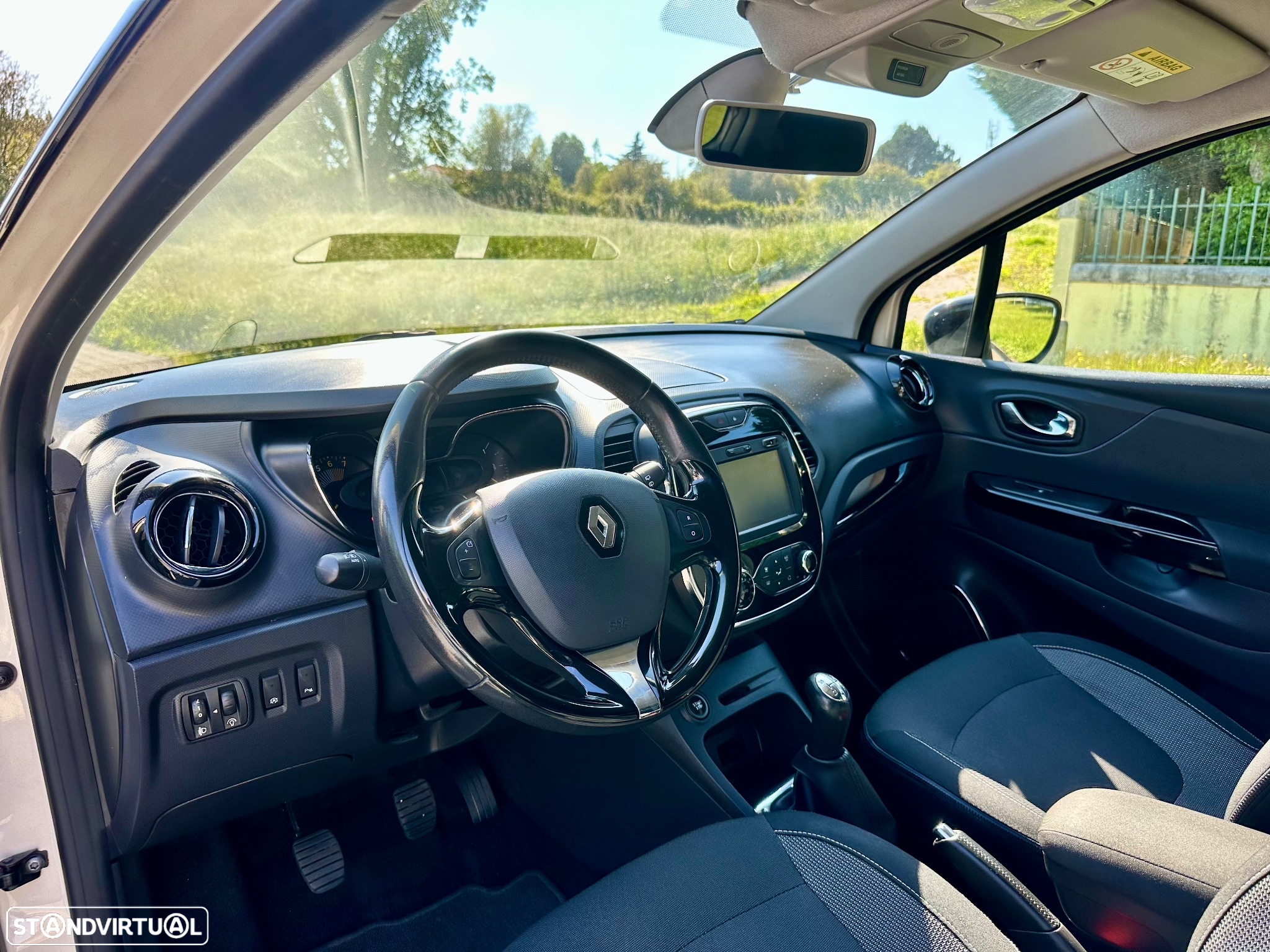 Renault Captur 0.9 TCE Exclusive - 21
