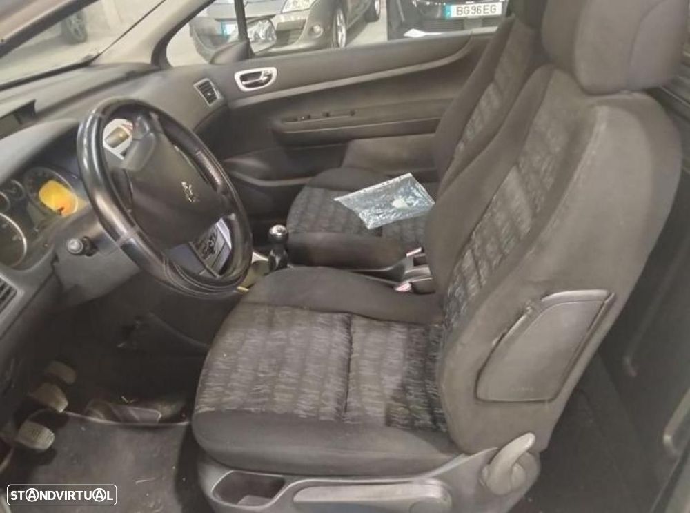 Peugeot 307 - 3