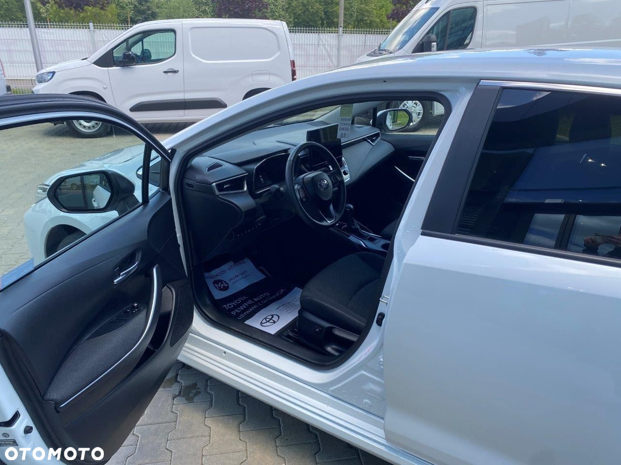 Toyota Corolla - 5