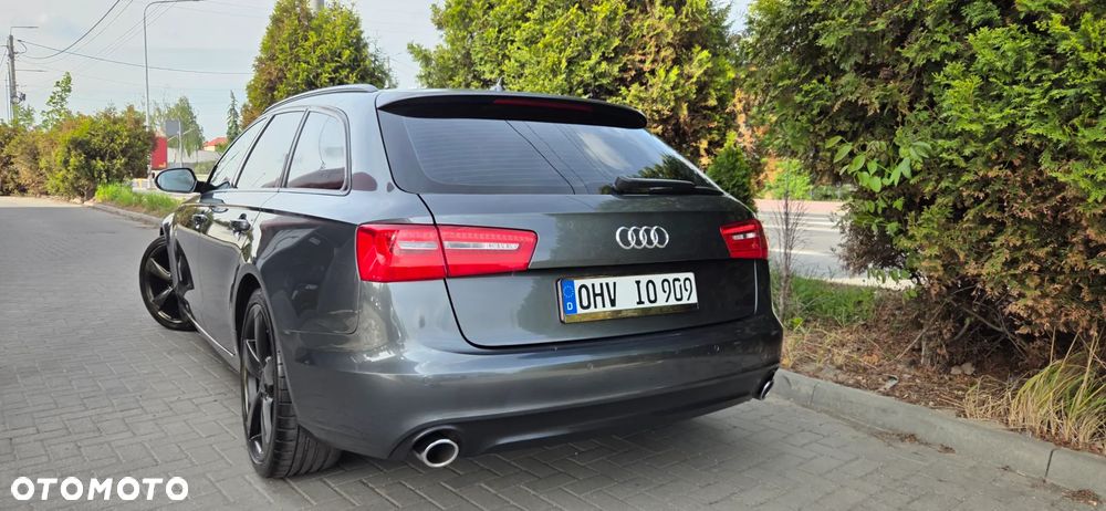 Audi A6 Avant - 10