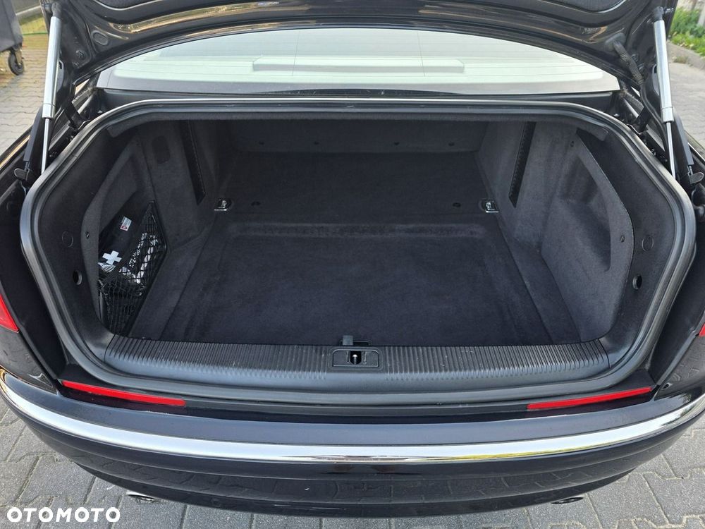 Audi A8 3.2 FSI Quattro Tiptr - 26