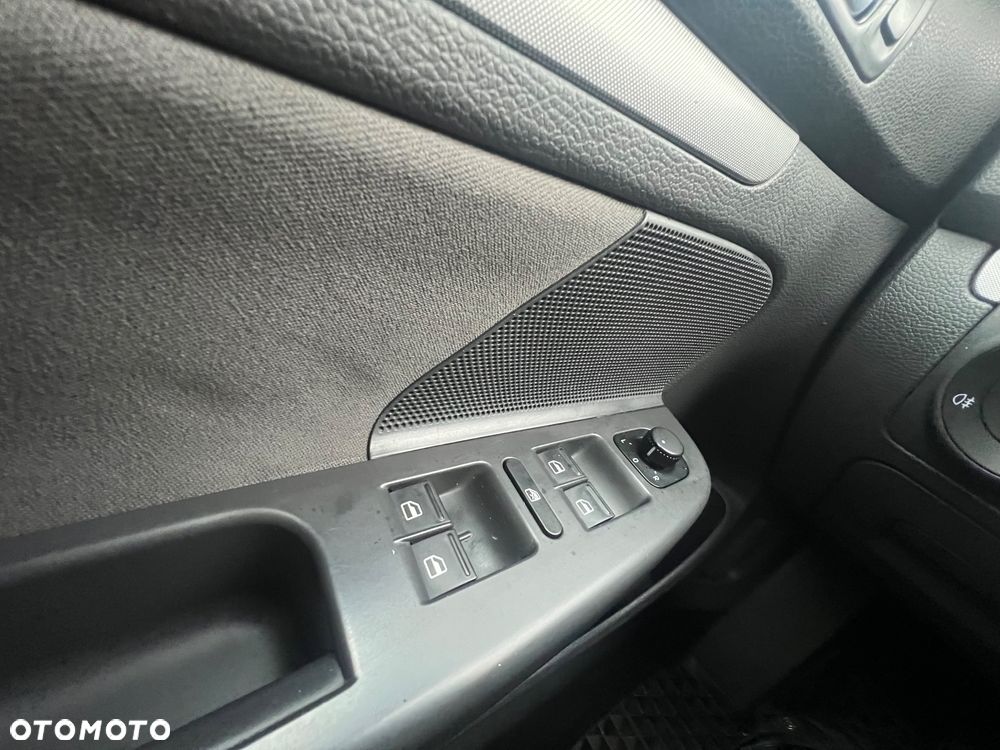 Volkswagen Golf 1.9 TDI Comfortline - 13