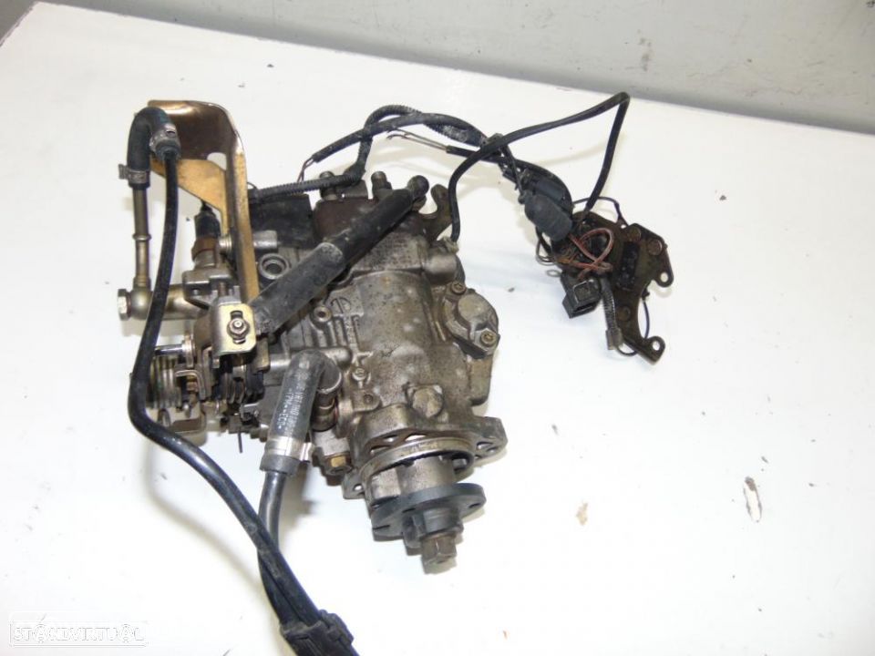 VW Golf ou Passat 1.6 TD bomba injectora - 4
