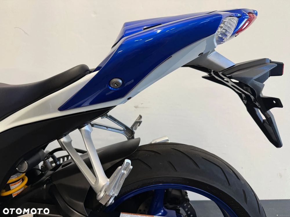 Suzuki GSX-R - 27