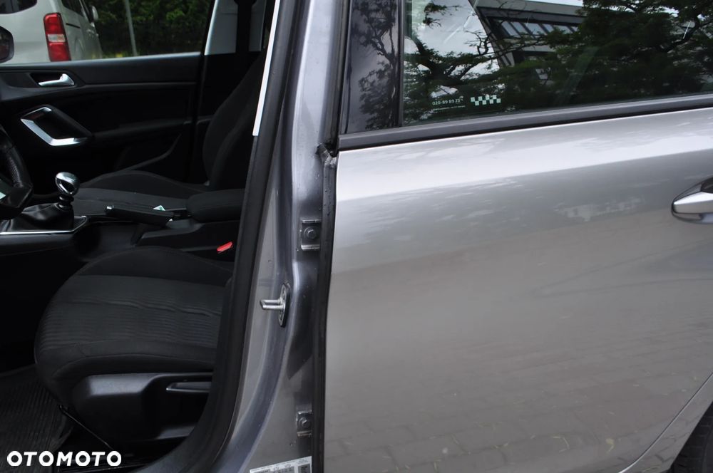 Peugeot 308 125 THP Allure - 5
