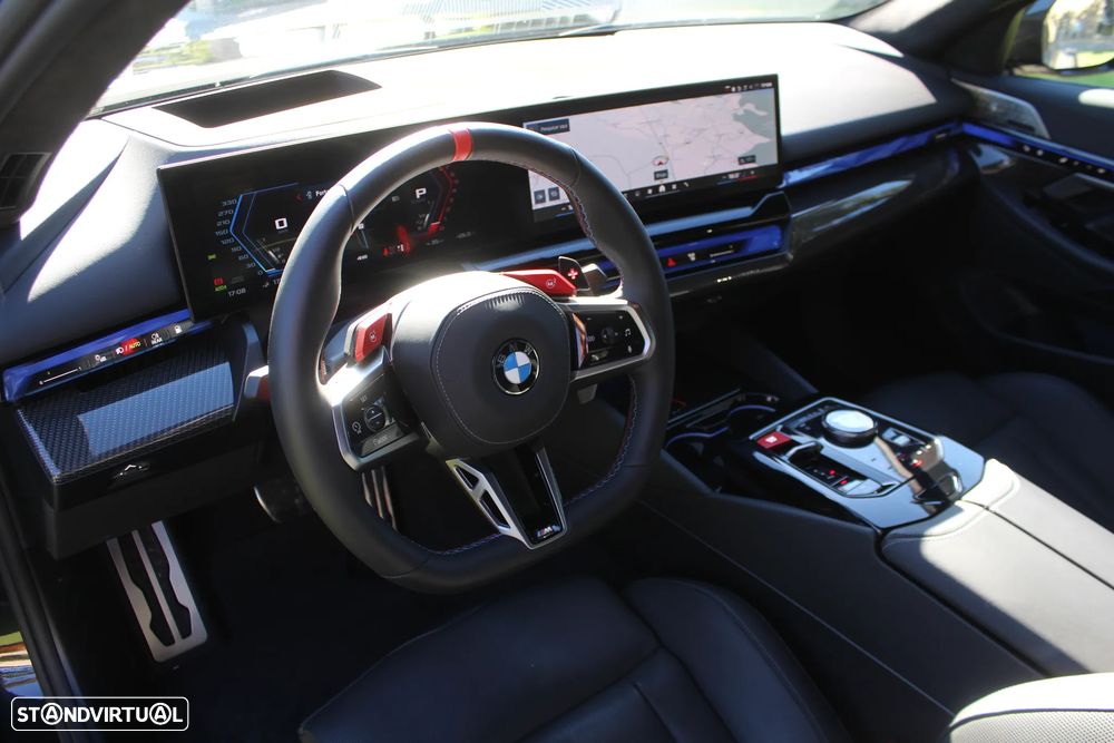BMW M5 xDrive - 22