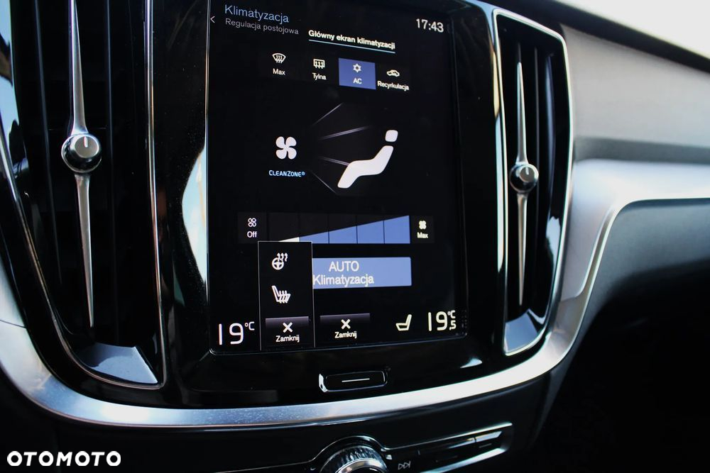 Volvo V60 D3 Geartronic Momentum Pro - 25