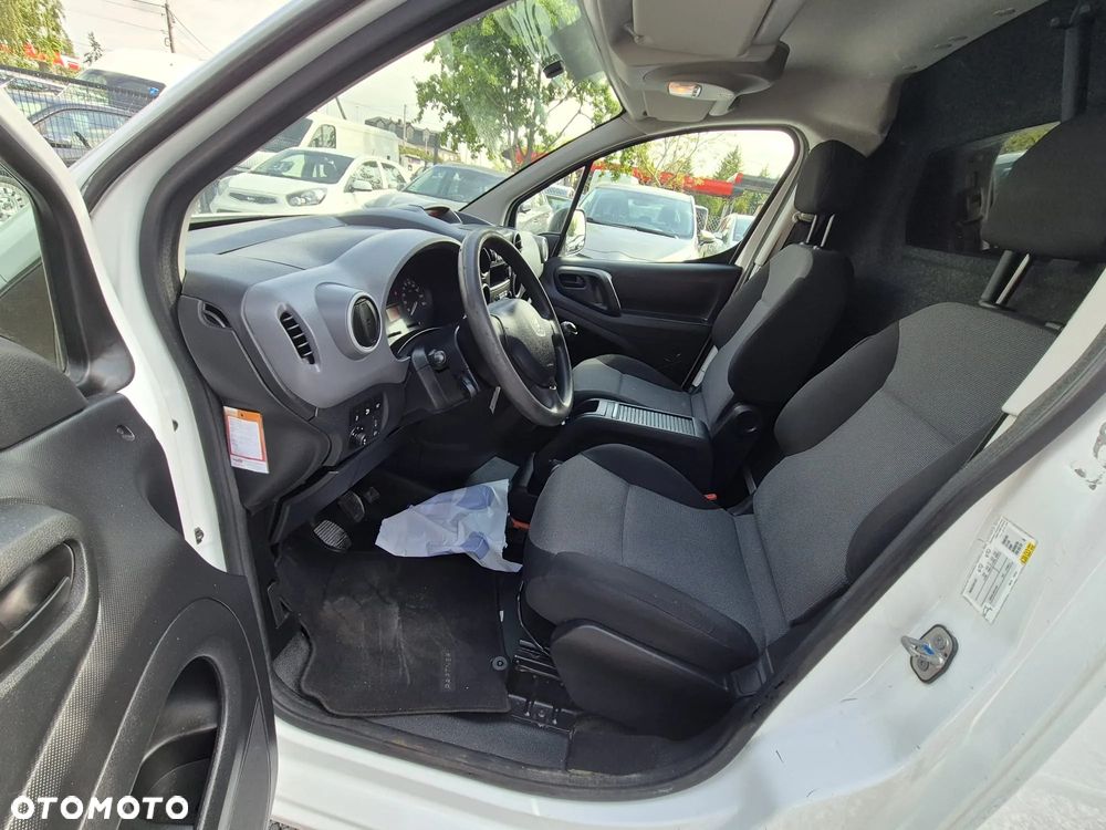 Peugeot PARTNER - 23