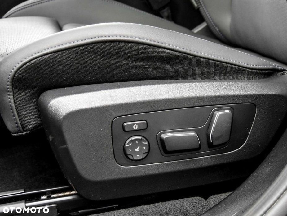 BMW X3 xDrive40d mHEV - 10