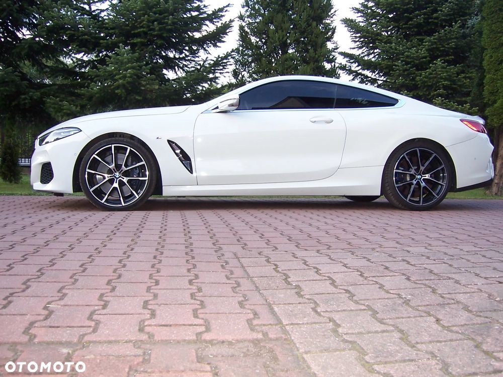 BMW Seria 8 - 17