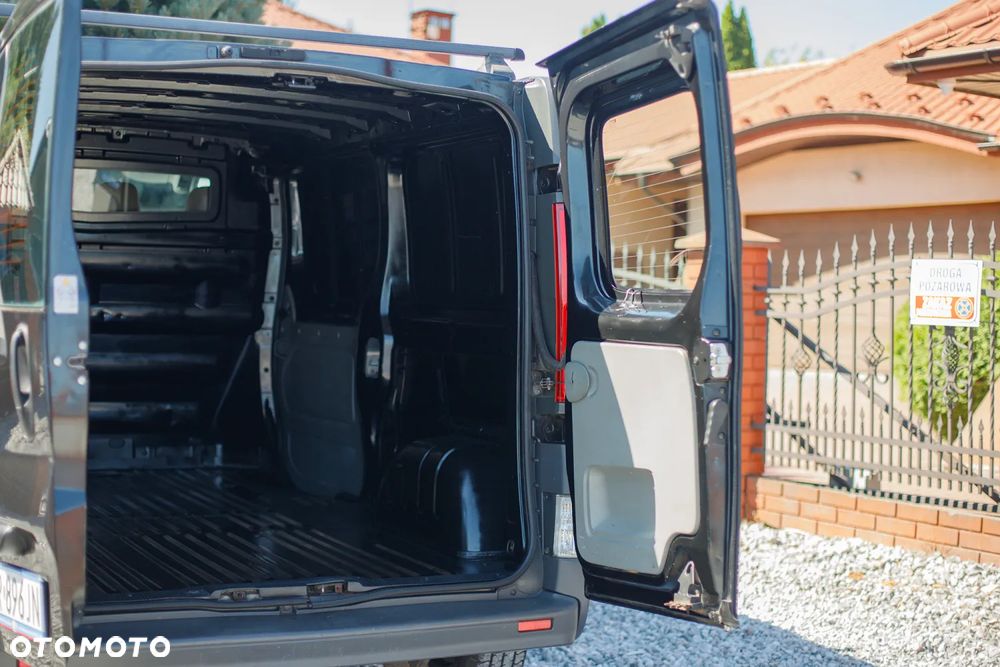 Opel Vivaro - 13