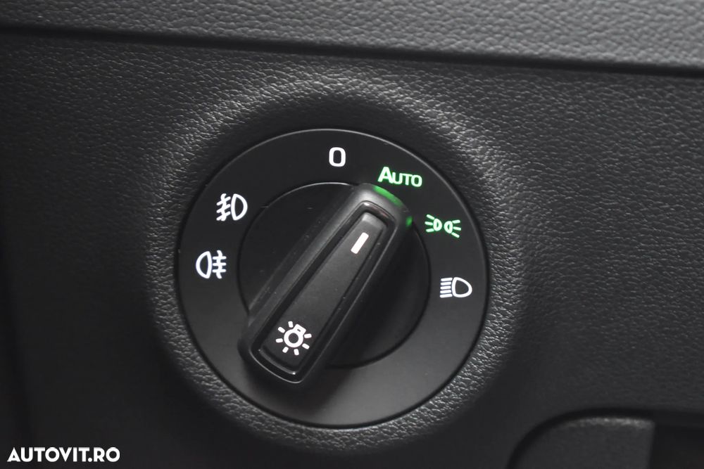 Skoda Karoq 2.0 TDI DSG Ambition - 36