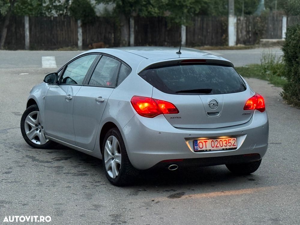 Opel Astra 1.4 Turbo Active - 2