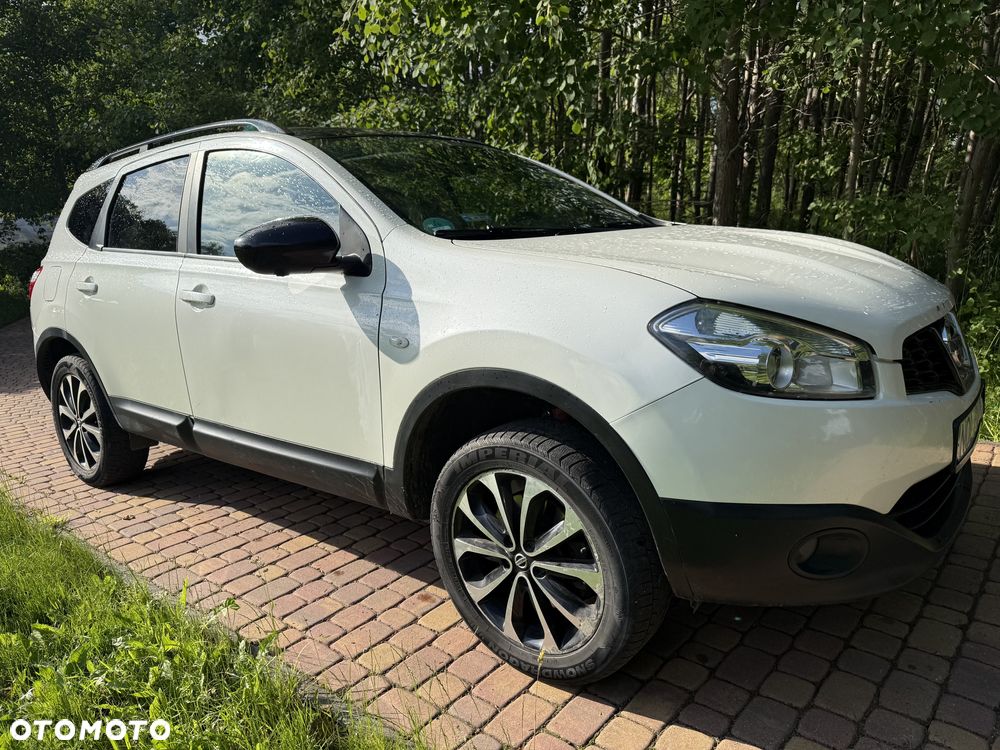 Nissan Qashqai+2 2.0 4x4 Tekna Premium - 2