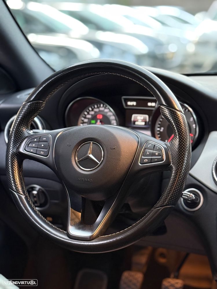 Mercedes-Benz CLA 200 d Shooting Brake - 8