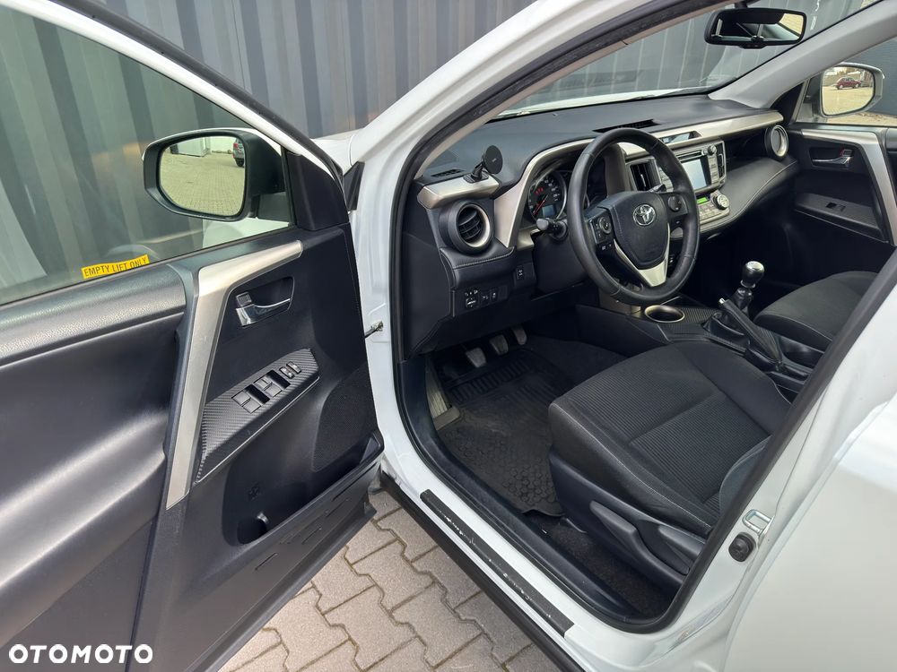 Toyota RAV4 2.0 D-4D Active 4x2 - 14