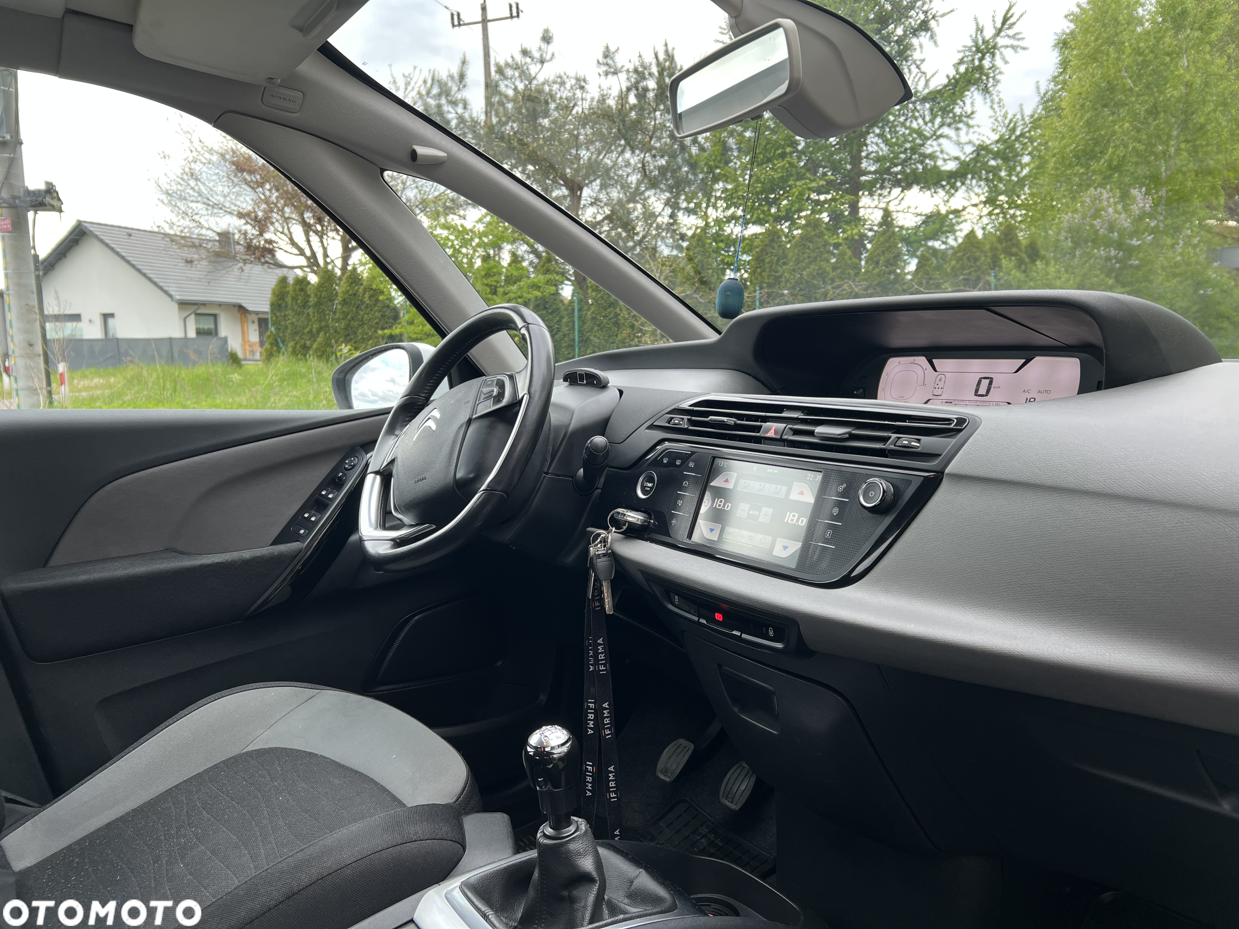 Citroën C4 Picasso - 11
