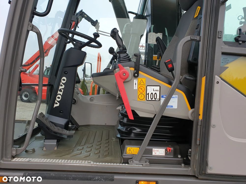 Volvo EWR 150E ROTOTILT SPROWADZONA SUPER STAN - 16
