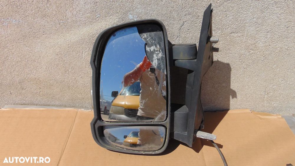 Oglinda stanga Fiat Ducato 2.3 JTD euro 4 an 2006-2024 cu defect - 2