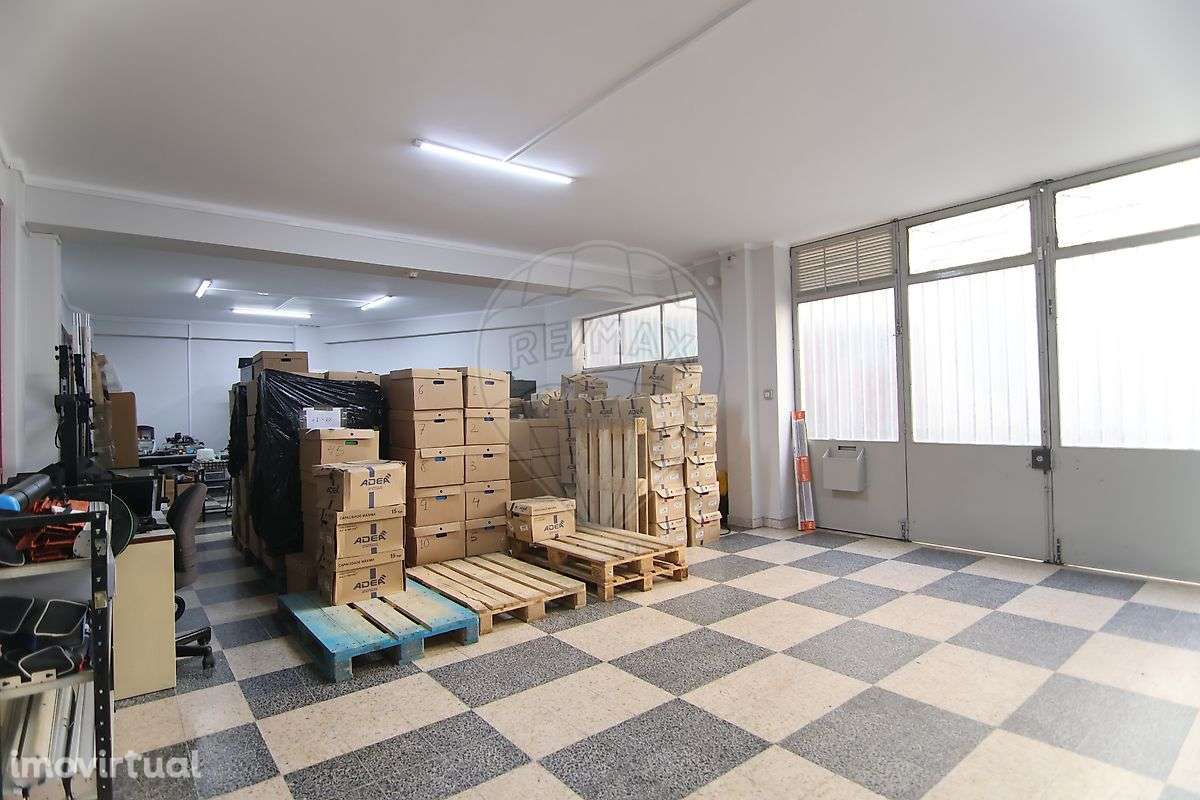 Escritório  para arrendamento - Grande imagem: 2/4