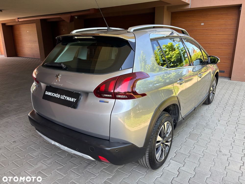 Peugeot 2008 PureTech 110 GPF Stop&Start EAT6 Allure - 16