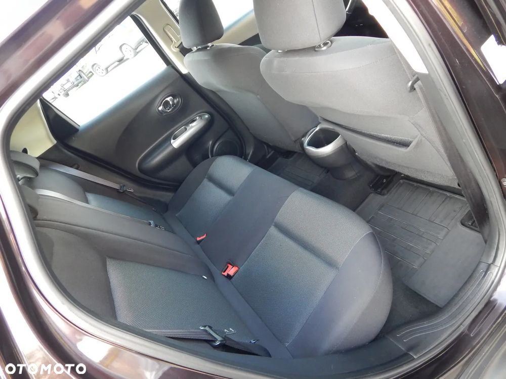 Nissan Juke 1.6 Acenta Xtronic - 13