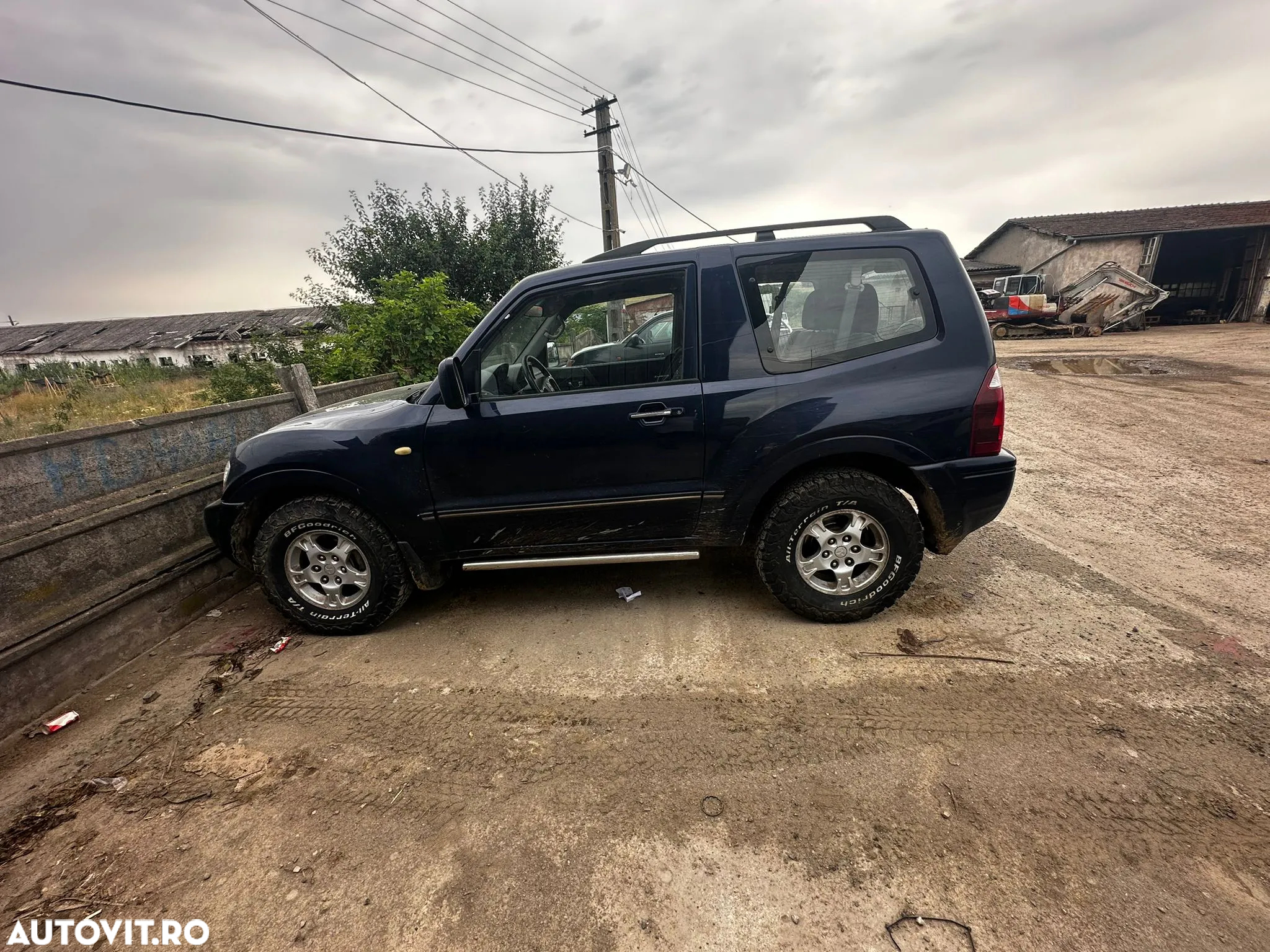 Mitsubishi Pajero SWB 3.2 DI-D Intense+ M/T - 5